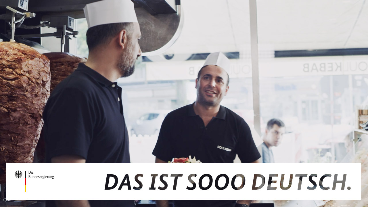 Dönerverkäufer in einem Video der Reihe "Das ist sooo deutsch."